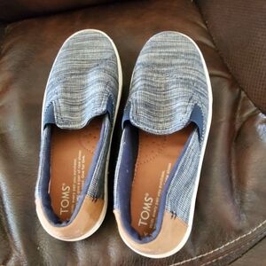 Kids Toms Slip-On size 2